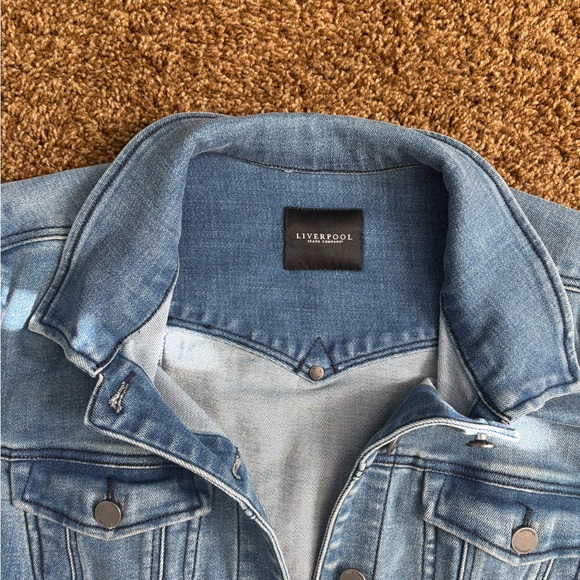 Jean Jacket - Picture 2 of 4